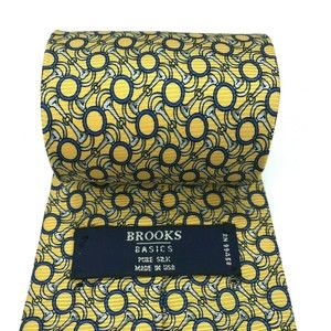 Brooks Basics Pure Silk Yellow Tie Silver Bridle Bits Blue Circles Men's Necktie